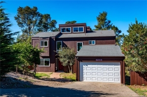 5203 Oakhurst Drive, Cambria, CA 93428