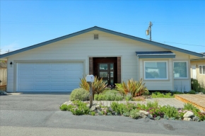 240 Kendall Lane, Cambria, CA 93428